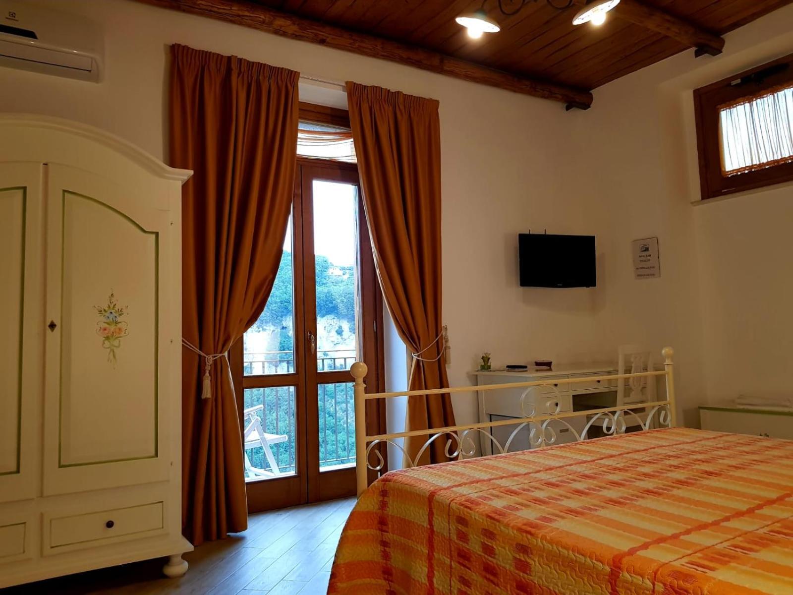Agriturismo Orrido Di Pino Agerola Exterior foto